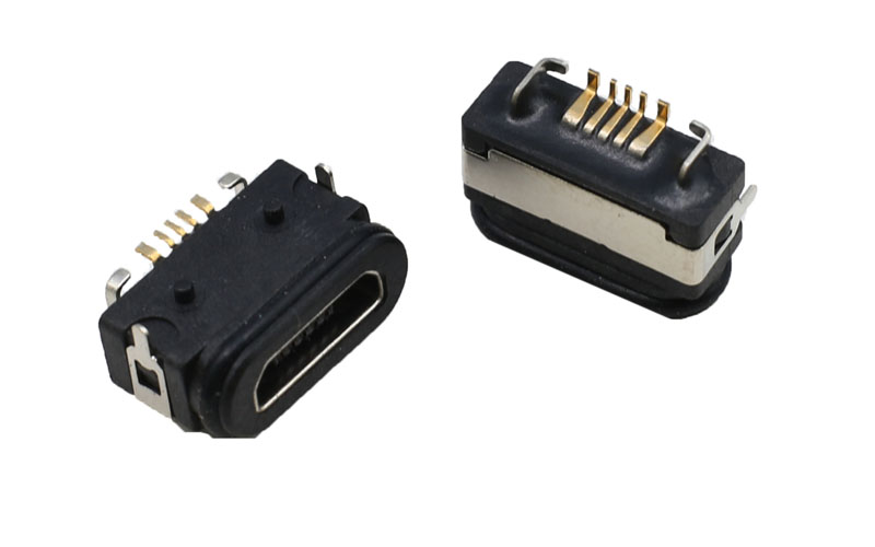 104313342-TYPE C 板上 单排 防水型